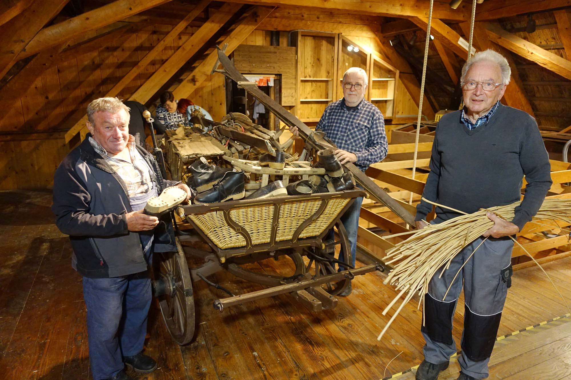2020-6-26-ZE-UH-hpw- Fürstenberger Hof- Eröffnung-Fü-Hof Im Einsatz (von links) Josef Hug, Robert Schley und Alfred Hilberer