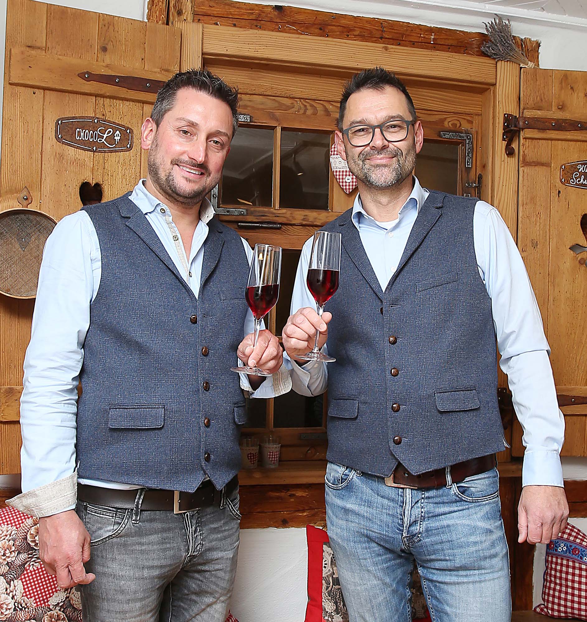 2020-6-9-NO-kal- s Blaue Hus KollektivzzvkMG8A4588b