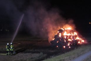 2020-8-12-BI-Katharina Boni-Erneuter Strohballen Brand-IMG_3374