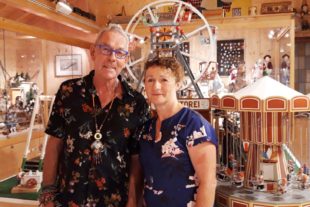 2020-8-5-NO- mnb- Wiedereröffnung Puppenmuseum 1. Besucher