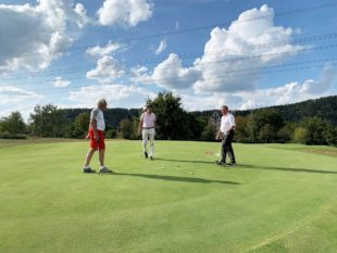 Eine Runde Golf mit Alt-Bundeskanzler Gerhard Schröder