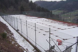 2020-10-14-NO-TCN- Tennisplätze im Schnee-201012 100318-Tennisplätze mit Schnee 1