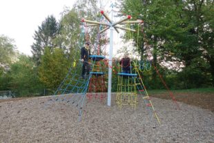 2020-10-23-ZE-UH-hpw-Vogelnester überm Buchenfeld-Spielplatz Buchenfeld (23)