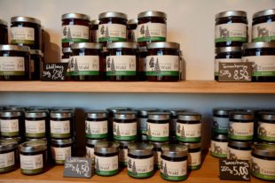 2020-11-25-ZE-UE-hps-Bienenmartin Imkerei Eröffnung-DSC_7839 2