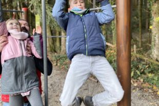 2020-12-11-ZE-UH-Klaus Steinborn-TVU Nikolaus-Foto-Nikolaus-Ben und seine Schwester