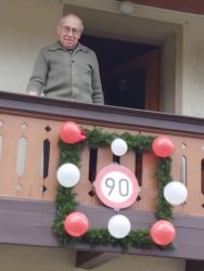Bürgerwehr Unterharmersbach gratuliert Franz Bohnert zum 90. Geburtstag