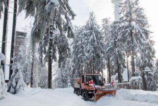 2021-1-18-OH-kal-Thomas Furtwengler-Schneeräumen-vMG8A7127b