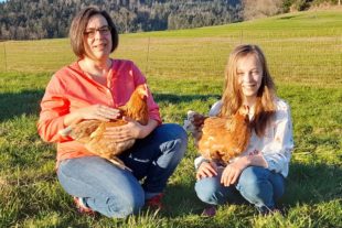 2021-2-24-NO-Schmiederer Früchteparadies NO-Neues Hühnermobil-IMG-20210221-WA0015