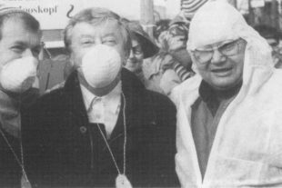 05-NO-1996-Umzug-Rink-Masken