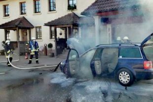 2021-3-1-ZE-UH-Feuerwehr Zell-Fahrzuegbrand-155143689_3324322957667178_3728189507527375204_o