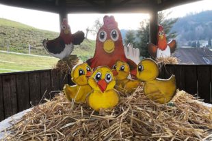 2021-3-12-NO-Touristen-Info-Osterweg-Willkommen im Hühnerstall!