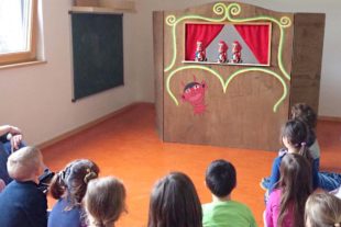 2021-3-24-BI-privat-10 Jahre Fliegerkiste-Kasperletheater