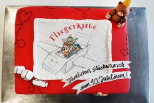 2021-3-24-BI-privat-Fliegerkiste-Geburtstagstorte