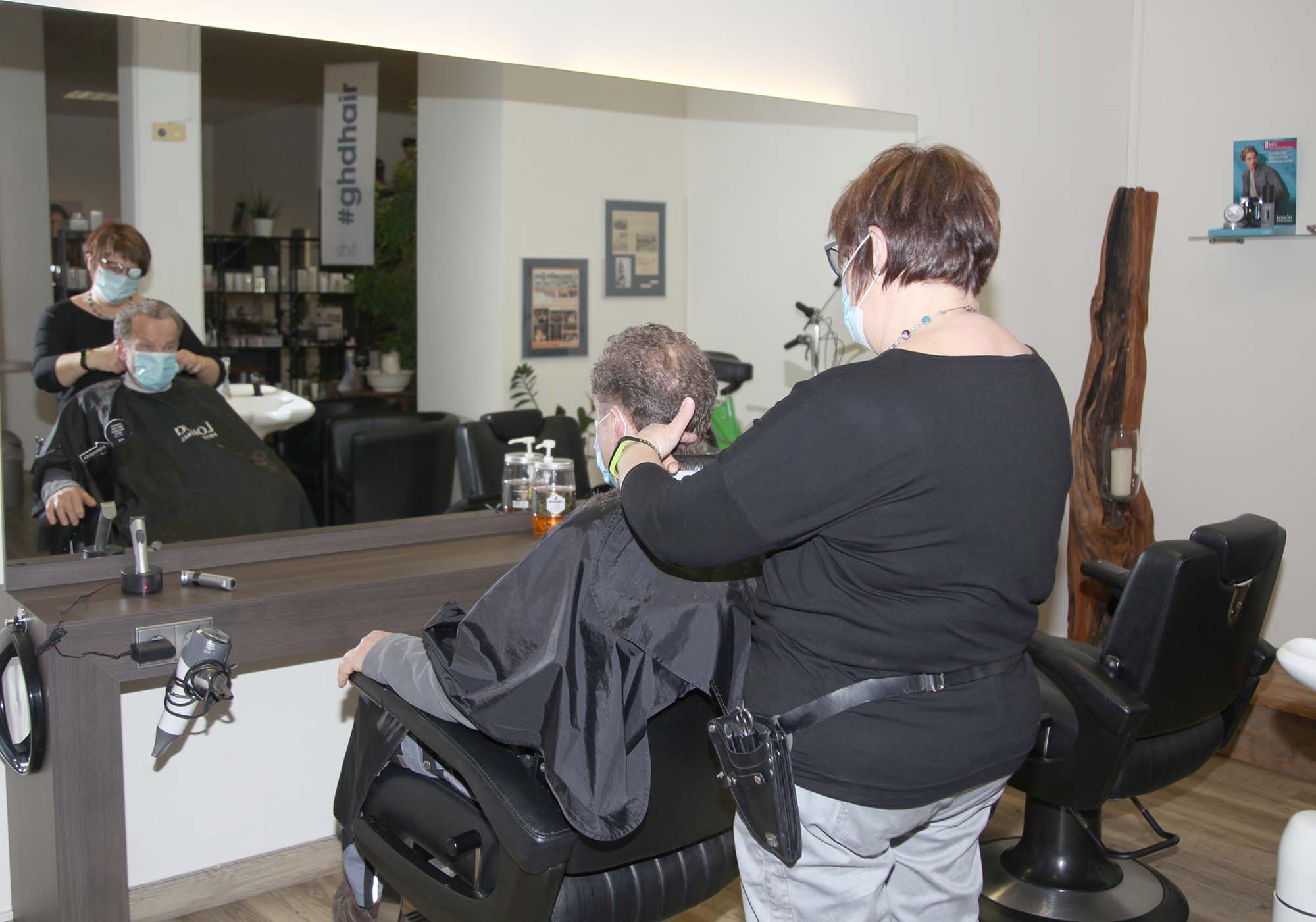 2021-3-3-OH-kal-Friseure Öffnung-zzzvkIMG_4338b