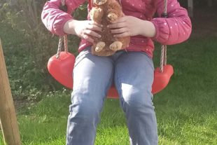 2021-5-3-BI-Anja Schwarz-SWV-Gewinner Osterrätselweg-Lara Isenmann