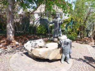 Vom Außenseiter in die Mitte gerückt