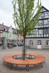 Repräsentatives Stadtmobiliar