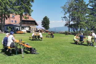 2021-6-16-ZE-UH-WuF-Start ins Wanderjahr 2021- Höhenhäuser-Garten Kreuzmoos