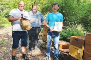 2021-6-21-NO-privat- Honigprämierung Foto1_Prämierg_2021