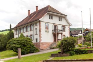 2021-7-2-OH-kal-Pfarrhaus- Zukunft ungewiss-zzzvkIMG_4878b