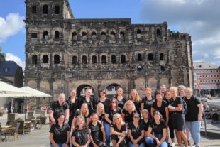 2021-8-16-NO-Elfriede Brucher-Ausflug Tier- Gruppenbild Foto Gitarrenverein-3