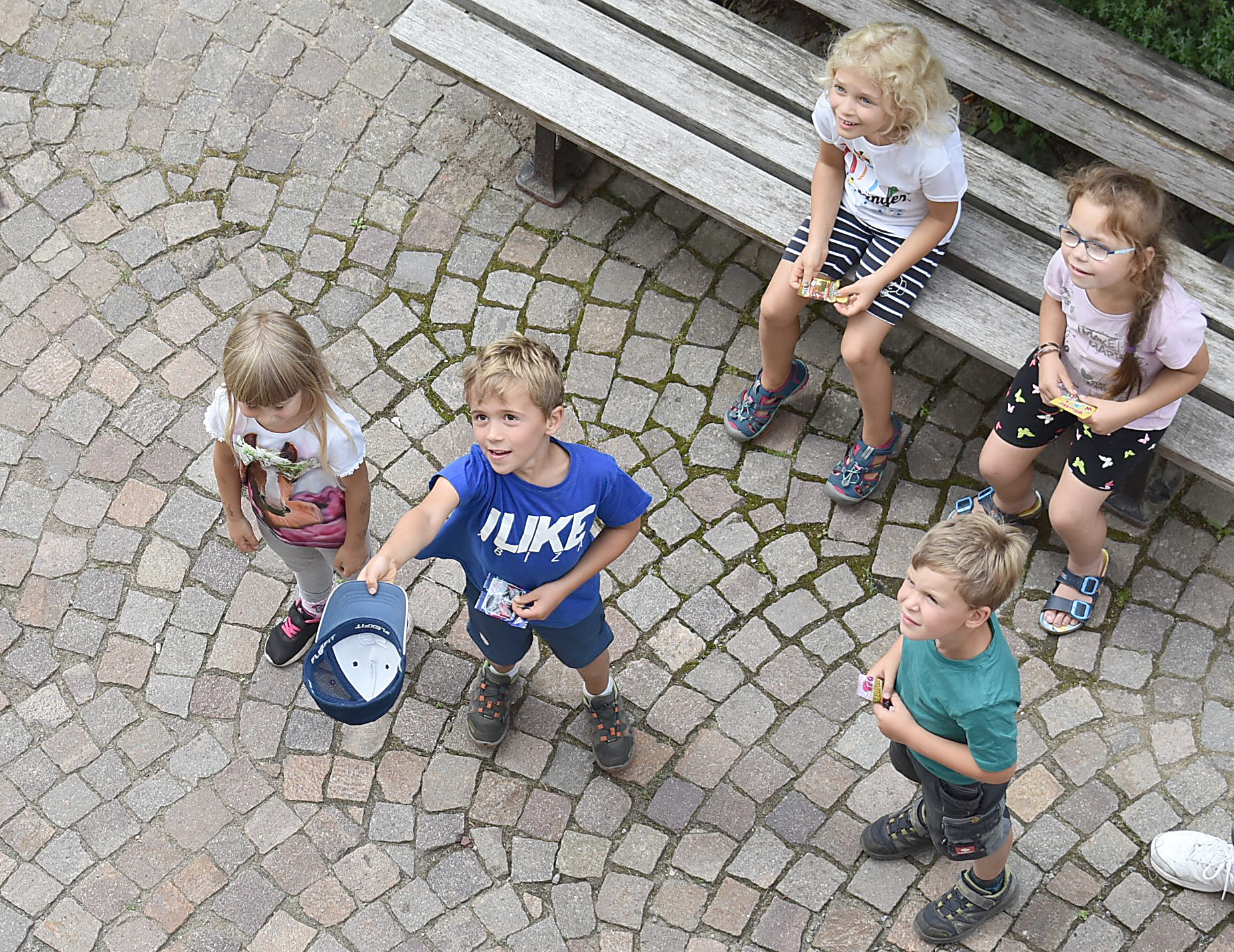 2021-8-18-NO-Andrea Neumaier-Kiga-Schulfüchse verlassen Bau- Bild 1