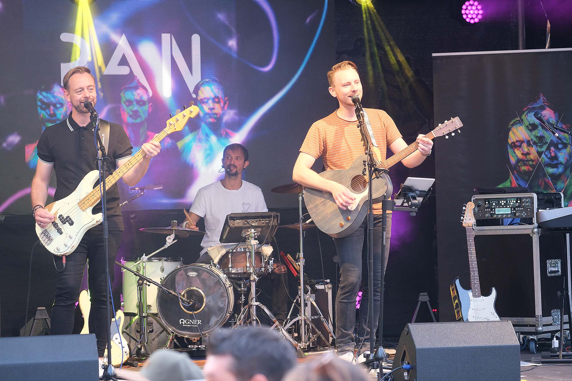 2021-8-23-OH-vo- Mega Biergarten Pan XT4V9977