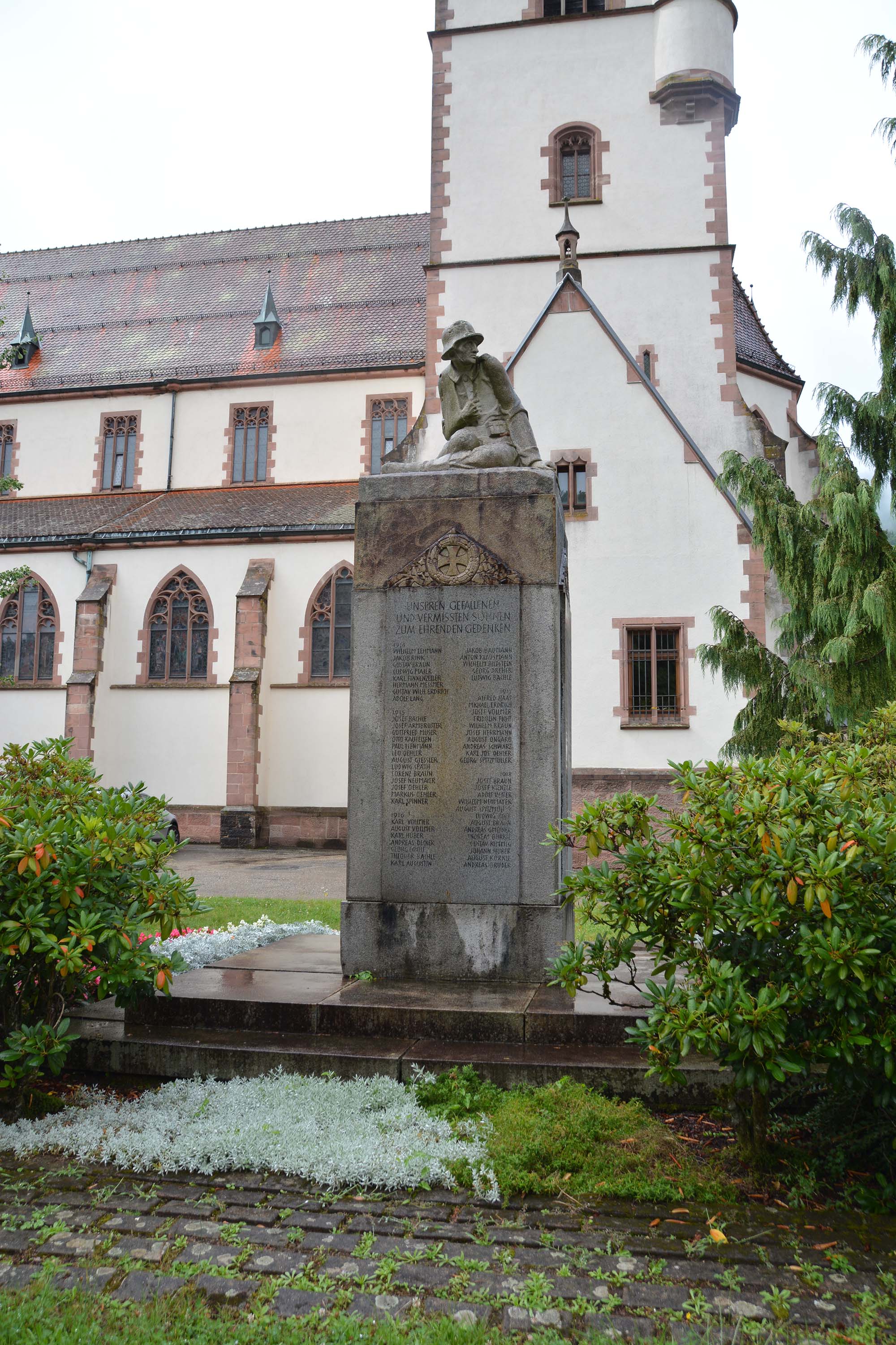 2021-8-27-NO-hps-Gemeinderat Ortsmitte-Kriederdenkmal-DSC_0537 2