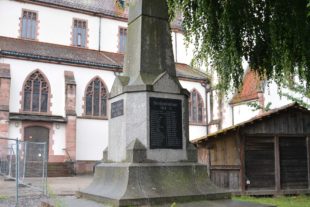 2021-8-27-NO-hps-Gemeinderat Ortsmitte-Kriederdenkmal-DSC_0541 2