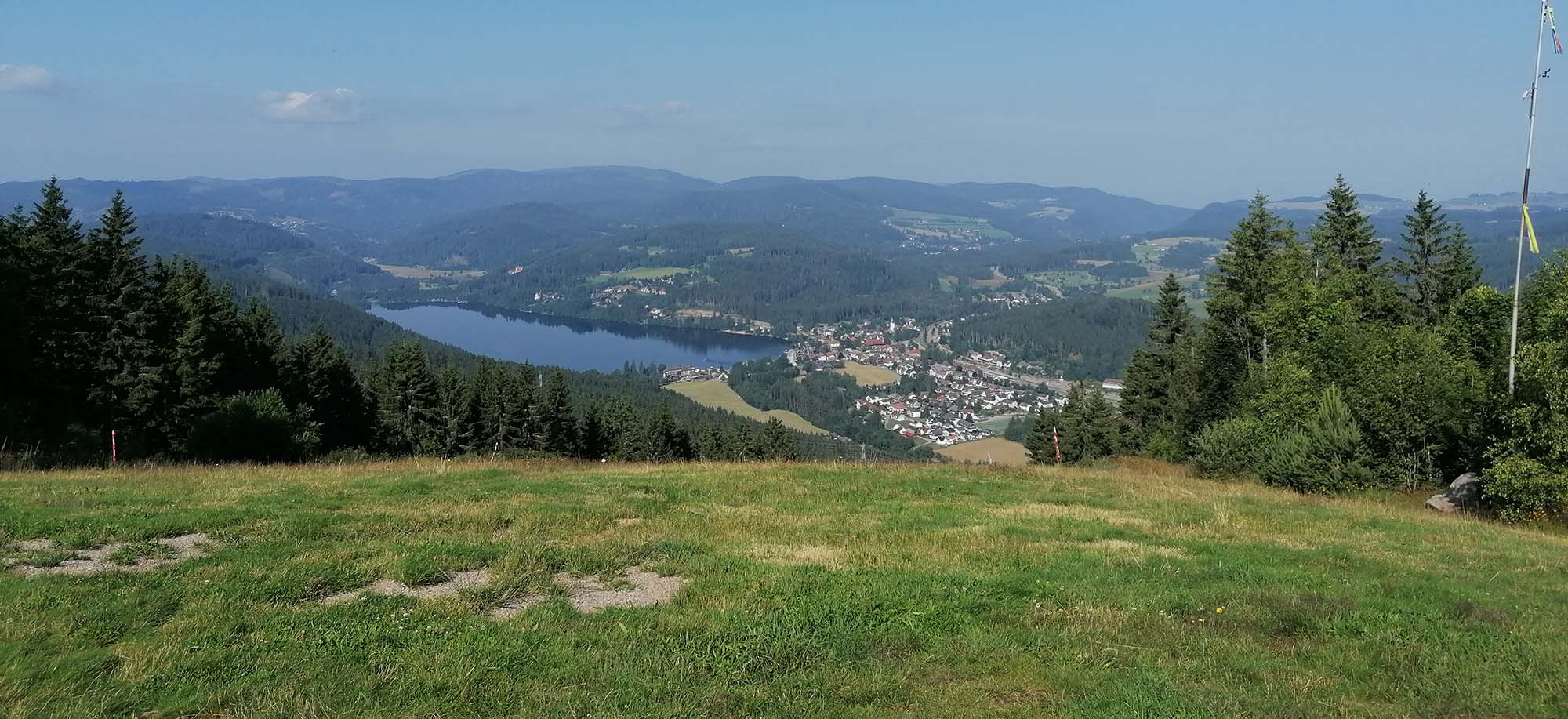 2021-8-4-NO-DAV-3 Seen-Tour im Schwarzwald-Blick vom Hochfirst