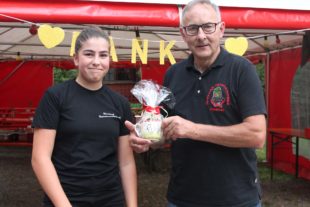 2021-8-4-ZE-UH-Verein-Eckwaldhexen-IMG_8773_Ehrung Kinder 11 Jahre