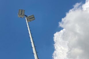 2021-9-10-ZE-UH-Verein-FVU_Flutlicht_Himmel