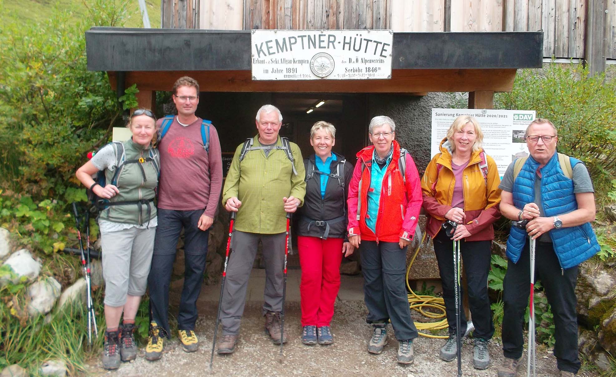 2021-9-17-NO-DAV-Lechtal-Gruppe vor der Kemptener Hütte-SAM_2398