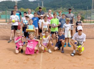 Jochen Strach: Das Tennis-Kinzigtal wieder etwas mehr wachgeküsst!
