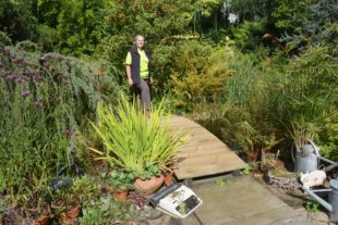 Gartenpflege und Grabpflege stehen jetzt auf dem Arbeitsplan