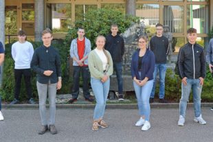 2021-9-3-BI-Susanne Schöeck-Knauer-Azubis_2021_KarlKnauer[2]