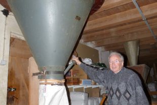 2021-9-3-ZE-UIH-bia-Rösslemühle-u-SP Mehlabfüllen