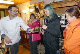 2021-10-15-NO-Touristen-Info-u-Verkostung Moospfaffpraline