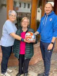 Gleich zwei Ballspenden fürs FVU-Heimspiel gegen Elgersweier!