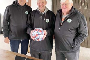 2021-10-29-OH-SVO-Ballspende von den Platzkassierern