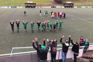 2021-11-17-BI-PB-Helmut Christ-DJK-nov.21 DJK vs Ettenheim La ola Welle