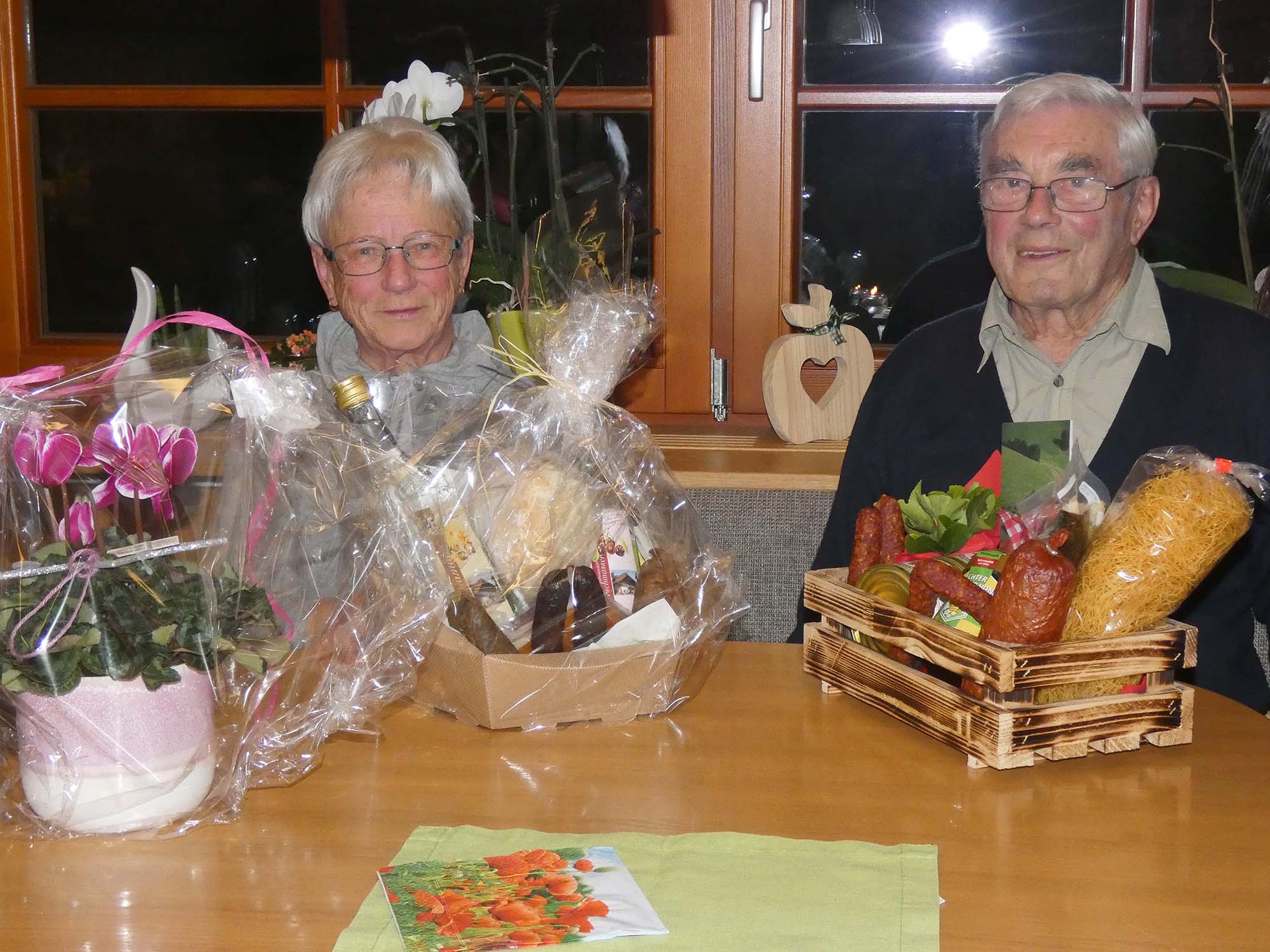 2021-11-17-OH-bia-Danielhof-u-Ehepaar Huber