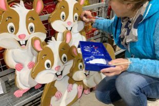 2021-11-26-NO-Touristen-Info-Nordi Rätselweg-BE Hamster