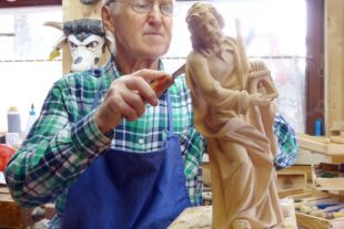 2021-12-6-NO-bia-Berthold Eble-u-Feinarbeit an Josefsfigut_k