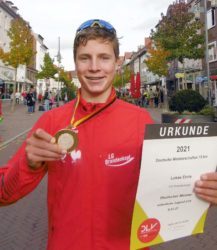 Lukas Ehrle als Nachwuchsläufer des Jahres 2021 geehrt