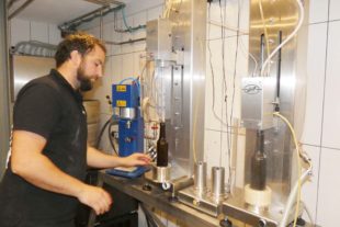 2022-1-12-ZE-UE-bia-Biereckle Alst-u-Flaschenabfüllung