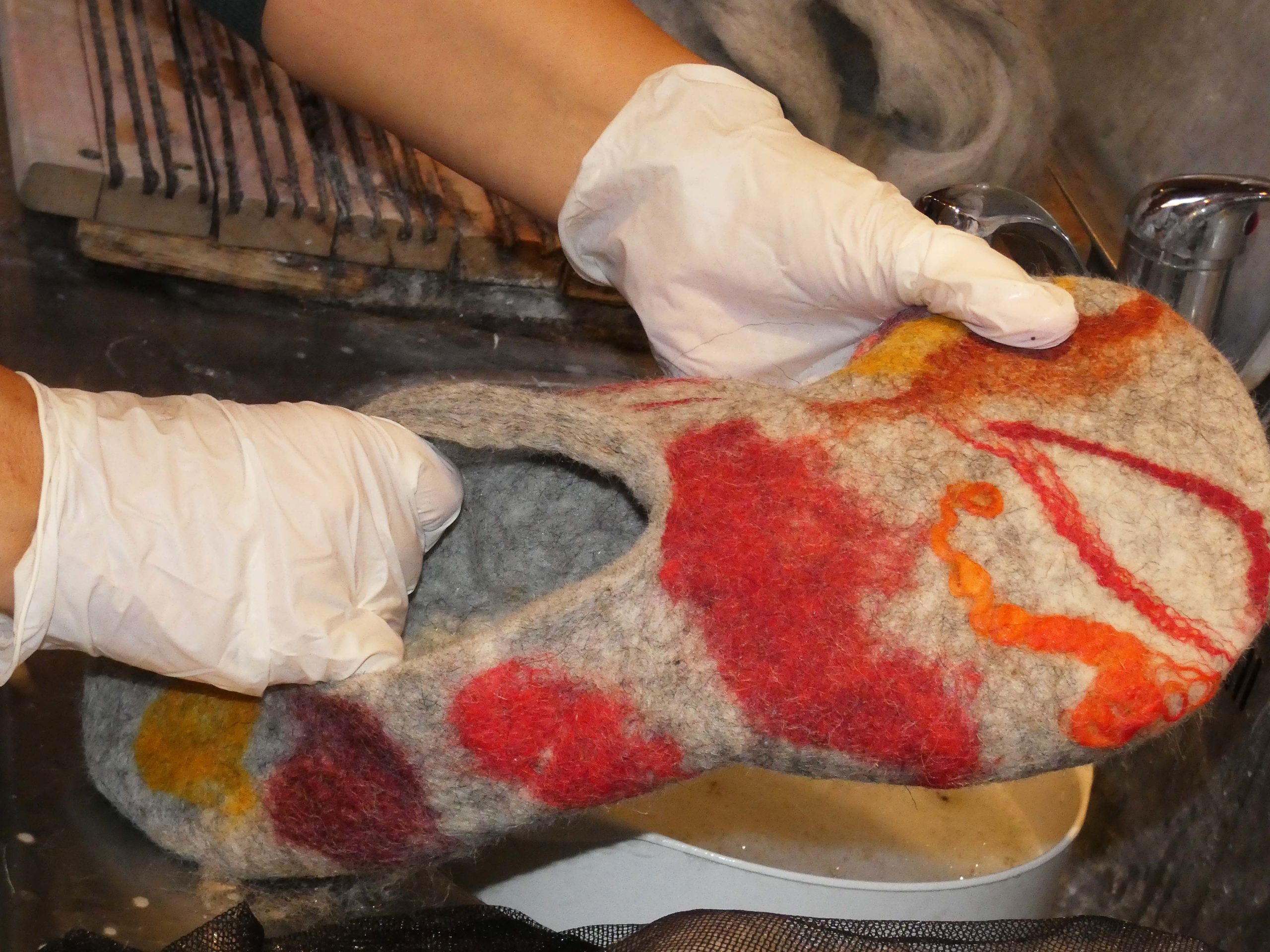 2022-1-31-BI-bia-Handwerk Filzen-Gwendolyn Hättig-und-Zwischenstand