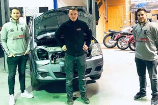 2022-2-25-ZE-UH-Verein-FVU Handball-Nico_Korb-Karosserie