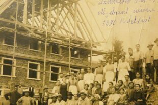 2022-3-16-OH-bia- Altes Handwerk Zimmerer-und-Richtfest 1930