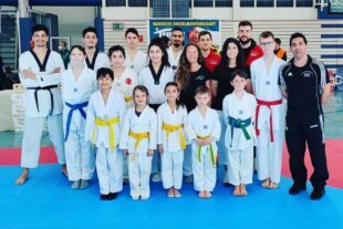 2022-3-18-ZE-privat-Taekwondo-Mannschaftsfoto-F4138A60-9EA9-4B6F-9CF8-D8CDEB4B7907